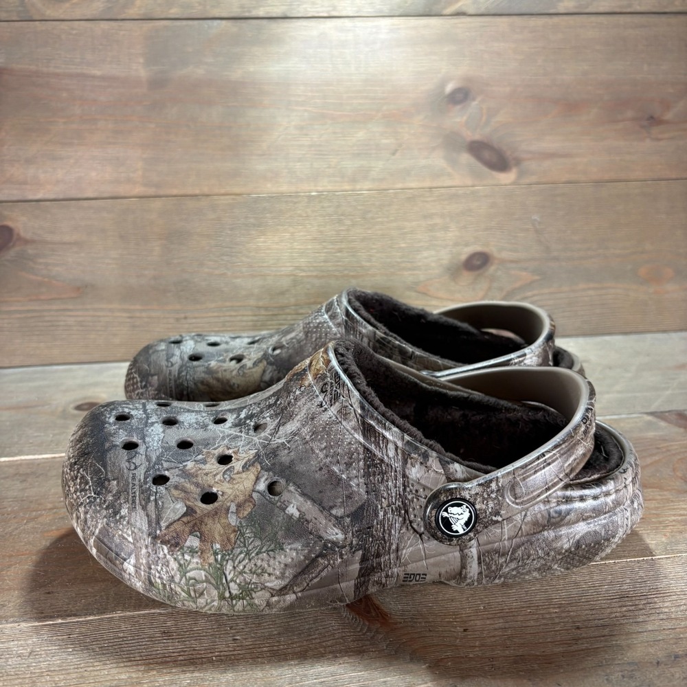 Crocs Classic Lined womens size 8 shoes Camo Realtree Edge Faux Fur Lined clogs